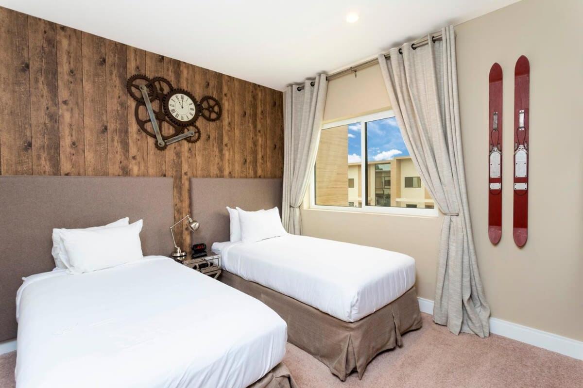 Stunning 4 Bd Close To Disney @ Magic Village Resort 7537 奥兰多 外观 照片